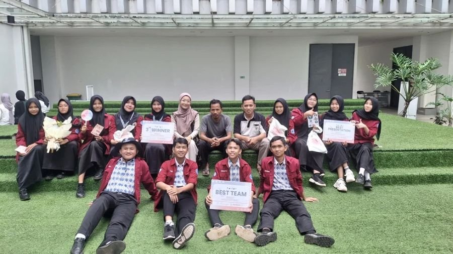 Tiga Tim KIR Logos Raih Penghargaan Bergengsi di Grand Final TIA 2025 IPB
